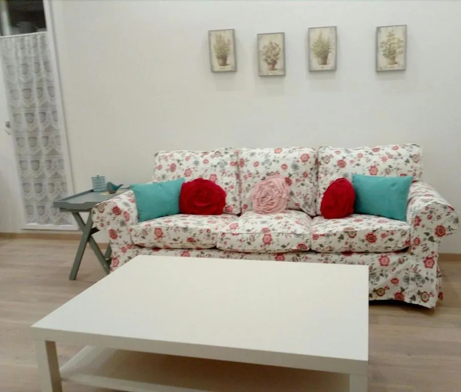 Salotto con divano della Casa di Kro